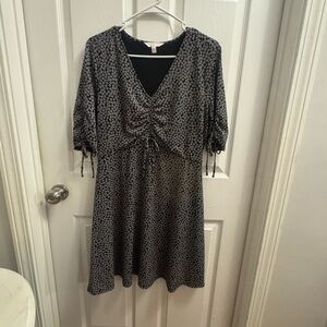 LC Lauren Conrad Black Floral V-Neck Ruched Front Midi Dress